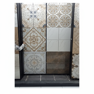 Carreaux de sol en porcelaine polie émaillée de haute qualité en finition brillante et mate 30*30 & 40*40 cm - Product Image 1