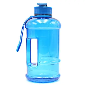 Bottiglia d'acqua in plastica da 1,3 litri bottiglia d'acqua in plastica Petg Bpa Free borraccia portatile per sport all'aria aperta di grande capacità con manico
