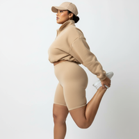 Ensemble 2 pièces pour femme : Sweat-shirt court à demi-zip en polaire et short de cycliste taille haute pour le yoga, style survêtement, vente en gros