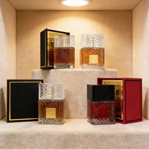 <span class=keywords><strong>Parfum</strong></span> <span class=keywords><strong>Oud</strong></span> Arabe de Dubaï pour <span class=keywords><strong>Homme</strong></span> 100ml – Écologique, Naturel, Longue Durée – Eau de <span class=keywords><strong>Parfum</strong></span> en Spray – Coffret Cadeau de Luxe Marque Originale - Product Image 1