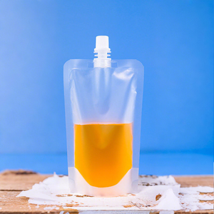 Farklı boyutlarda içecek dolum ambalaj plastik tek kullanımlık suyu emzik ile sıvı torbası içme suyu torbalar - Product Image 2