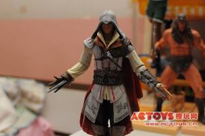Figura de acción de 7 pulgadas modelo <span class=keywords><strong>2</strong></span> Segunda Generación Ezio White <span class=keywords><strong>Creed</strong></span> juguete hecho a mano de plástico de nueva condición - Product Image 2