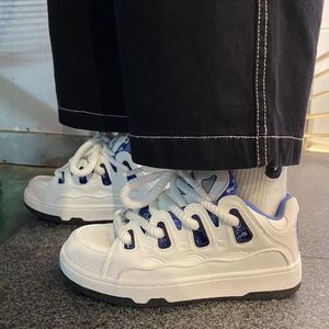 2024 inverno nuovo stile <span class=keywords><strong>da</strong></span> <span class=keywords><strong>uomo</strong></span> e <span class=keywords><strong>da</strong></span> donna Sneakers universali in edizione limitata <span class=keywords><strong>scarpe</strong></span> bianche alla moda con suole spesse <span class=keywords><strong>scarpe</strong></span> col <span class=keywords><strong>tacco</strong></span> <span class=keywords><strong>alto</strong></span> - Product Image 3