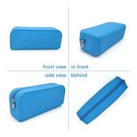Pochette à crayons en silicone avec broderie personnalisée, sac multifonction écologique avec fermeture éclair pour le rangement de la papeterie et du maquillage