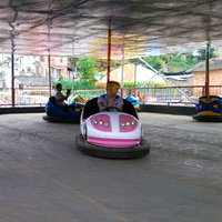 Voitures tamponneuses électriques haut de gamme à suspension, finition polie, éclairage LED, pour parcs d'attractions et utilisation extérieure, fonctionnement nocturne attrayant
