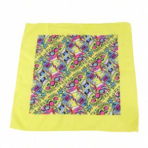 Bufandas Tejidas Verdes Unisex de Tela de Poliéster con Impresión de Logotipo Personalizado Gratis, Bufanda Corporativa con Borlas - Product Image 1