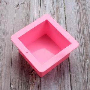 Nouveau moule à gâteau, pain et pâtisserie carré en silicone écologique pour la pâtisserie et les créations en résine de savon - Product Image 4