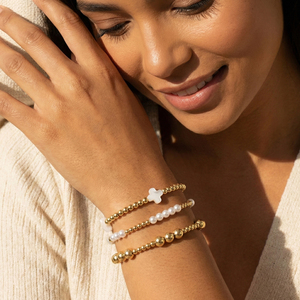 Juego de Pulseras Elásticas con Cuentas Doradas Go2boho, Joyería de Fe Apilable con Perlas Blancas <span class=keywords><strong>para</strong></span> <span class=keywords><strong>Mujer</strong></span>, Pulseras Cristianas en Capas - Product Image 3