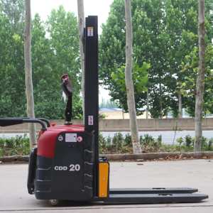 Xe nâng điện đứng lái 2 tấn giá xuất xưởng, có tay vịn bên, chiều cao nâng 3 mét, đang bán - Product Image 5