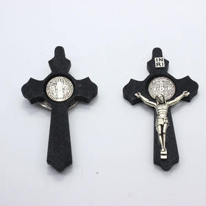 3.4X5.8Cm Vintage Religieuze Decor Unieke Kruis Hanger Ketting Metalen Hout Opknoping Muur Ornament Gegraveerde Geschenken Voor - Product Image 3