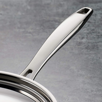Batterie de cuisine moderne personnalisée en acier inoxydable triple antiadhésive fond unique miroir polissage poêles à frire marmites à soupe pour la maison