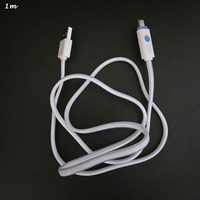 Benutzerdefiniertes Logo LED-Lampe Schnellaufladung Laptop-Datenübertragung V8 Android-Kabel Micro-USB-Kabel