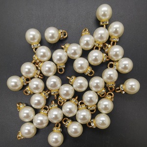 Colgante de cuentas redondas de plástico blanco de <span class=keywords><strong>10mm</strong></span>, Perla de imitación ABS, accesorios de joyería DIY brillantes, joyería de perlas colgantes, perlas sueltas - Product Image 6