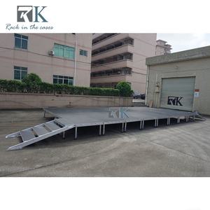 Plataforma Antideslizante de 4 pies x 8 pies con Cuatro Patas para Exhibiciones, Escenario de Instalación Rápida - Product Image 2