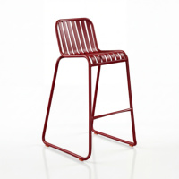 Tabourets de bistrot modernes empilables et colorés, chaise haute de bar en aluminium pour l'extérieur, idéale pour les fêtes, chaise et table de bar hautes pour l'extérieur