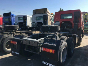 Camion tracteur Howo 6X4 d'occasion fiable avec garantie <span class=keywords><strong>pour</strong></span> le transport de conteneurs portuaires et l'exploitation minière en Afrique - Product Image 5