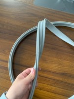 Joint d'étanchéité gonflable en caoutchouc basse température -60 ° C, 200k cycles, taille personnalisée