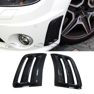 ช่องระบายอากาศด้านข้างกันชนหน้าคาร์บอน สำหรับรถยนต์เมอร์เซเดส-เบนซ์ ซีคลาส W204 C63 ปี 2007-2011 - Product Image 4