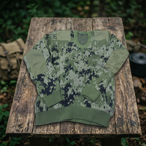 Pull tactique à imprimé camouflage vert en tricot pour l'entraînement en extérieur en hiver, vêtements de sécurité pour les agents de sécurité, utilisation en combat - Product Image 3
