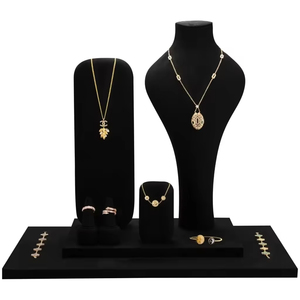 Expositor de Joyería de Metal y Microfibra de Lujo, Juego de Expositores Personalizados para Joyería, Exhibición de Aretes y Collares para Accesorios de Joyería - Product Image 5
