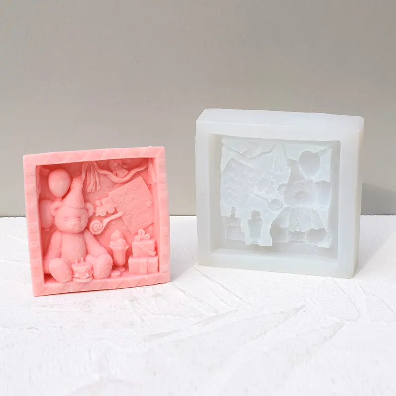 Bear Photo Frame Silicone Candle Mold 3D Animal Wearing Hat Bear Soap Resin Craft Plaster Making Kit Home Decor Christmas Gift