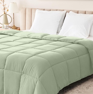 Couette moelleuse respirante de qualité supérieure, lavable en machine, facile d'entretien, rafraîchissante et confortable pour hôtel - Product Image 1