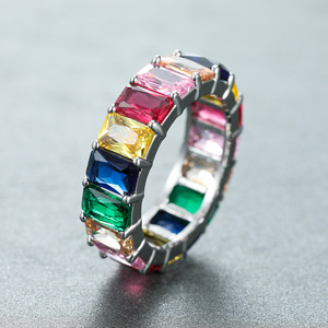 Anello in oro semplice di fascia alta da donna nuovi strass geometrici con <span class=keywords><strong>anelli</strong></span> di moda in lega personalizzati 18K con - Product Image 5