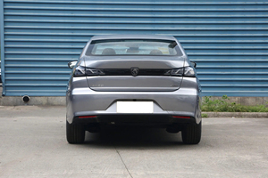 Cina fabbrica <span class=keywords><strong>Peugeot</strong></span> nuova auto 2024 <span class=keywords><strong>Peugeot</strong></span> 408 <span class=keywords><strong>automatica</strong></span> benzina auto 1.5T 173hp L4 benzina veicolo 4 porte 5 posti berlina - Product Image 6