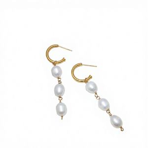 ต่างหูสแตนเลส VIANRLA ทรงเจ้าหญิง ประดับมุก 60 มม. สำหรับทุกเพศ ทันสมัย ชุบทอง 18k PVD ฟรีสลักโลโก้ด้วยเลเซอร์ - Product Image 4