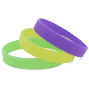 Neon Silicone Wristband Glow In Dark Rubber Elasticity Sport Bracelet Never Give Up Print Personalizzati Braccialetti