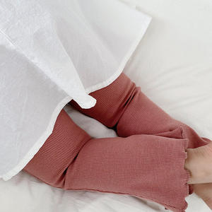 Nouvelle collection coréenne de vêtements pour enfants automne, <span class=keywords><strong>pantalon</strong></span> évasé à ourlet fini, longueur bébé, tendance petites et moyennes tailles - Product Image 3