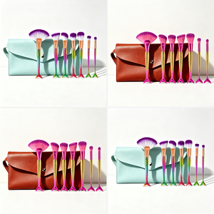 Conjunto de 7 Pincéis de Maquiagem com Pincel Leque e Bolsa de Cosméticos, Cerdas de Nylon e Cabos de Plástico - Product Image 2