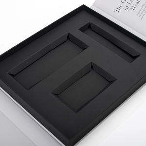 <span class=keywords><strong>Caja</strong></span> de cierre magnético de embalaje monocromático reutilizable con forro antimicrobiano Luxury Unboxing Experience Skincare Gift Box - Product Image 4