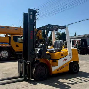 Montacargas Usado con Motor Diésel TCM FD30T4/FD30T5/FD30T6 de 3 Toneladas, en Buenas Condiciones - Product Image 1