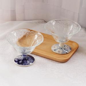 Verre <span class=keywords><strong>à</strong></span> cocktail en céramique de luxe avec fond de motif de fleurs en porcelaine au design <span class=keywords><strong>particulier</strong></span> Style mignon pour l'utilisation de la fête du vin - Product Image 3