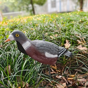 Duurzame luxe realistische halve duivenattrapper van kunststof voor buitengebruik, tuindecoratie, jachtaccessoires. - Product Image 1