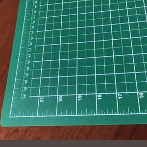 Tapis de découpe auto-cicatrisant vert extra large 120*320 cm - Product Image 4