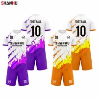 Vêtements de football personnalisés, impression par sublimation, respirant, séchage rapide, polyester pour hommes, vente en gros, qualité d'usine pour équipes