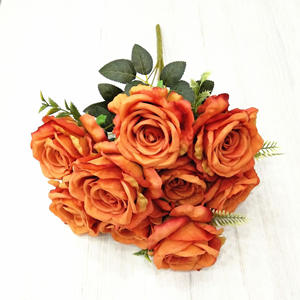 Bouquet de roses Vénus à 9 têtes du fournisseur de fleurs de mariage pour la décoration d'hôtel pour la fête des mères d'Halloween - Product Image 2