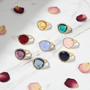 แหวนคริสตัลทองแดงทรงสามเหลี่ยม ประดับเพชรซิคอน ฝังละเอียด งานแฮนด์เมด สำหรับอีคอมเมิร์ซข้ามพรมแดน - Product Image 1