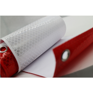 Trắng và đỏ 2m hoặc 3.5m Retro phản chiếu hàng rào PVC Dải tấm lăng trụ cho an ninh - Product Image 3