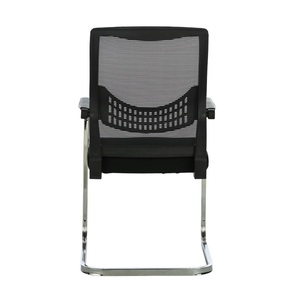 Sedia da ufficio ergonomica di alta qualità 2026 con design a fiocco, gambe in metallo, schienale in rete e braccioli in plastica - Product Image 4