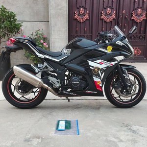 Motos d'occasion 400cc, motos à essence, motos de course, motos sportives, motos de rue - Product Image 3