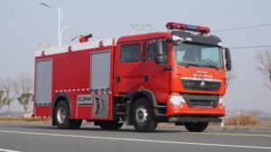 Nouveau véhicule de sauvetage diesel de camion de lutte contre les incendies HOWO moyen de 8 tonnes - Product Image 2