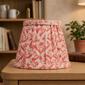 Abat-jour en lin rouge corail à motifs floraux |   Abat-jour en tissu plissé artisanal pour lampes de table, de sol et suspendues - Product Image 2