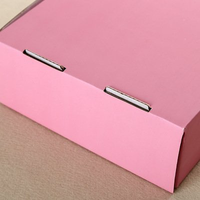 Boîtes rigides recyclables de luxe de haute qualité personnalisées avec doublure en éponge et laminage mat pour l'emballage des chaussettes, logo personnalisé