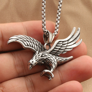 Yunnique – collier avec pendentif aigle en acier inoxydable pour hommes, Design géométrique rétro, 280159 - Product Image 3