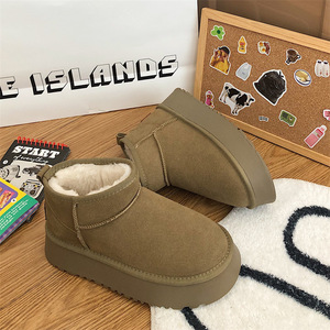 حذاء نسائي كلاسيكي جديد من الزغب السميك للثلج مريح دافئ ، حذاء نسائي شتوي للسيدات ، حذاء نسائي مكتنز من النساء - Product Image 2