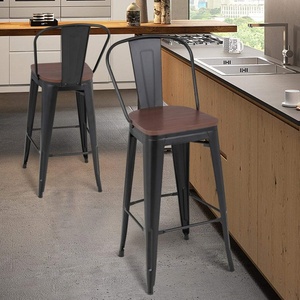 Sillas de <span class=keywords><strong>Bar</strong></span> Apilables Comerciales Económicas, Sillas Altas Industriales de Metal y Hierro con Respaldo Alto y Asiento de Madera para Comedor, Cafetería y Restaurante - Product Image 4