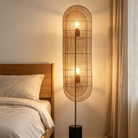 Lampadaire Japandi en rotin, abat-jour capsule tressé, 2 lumières E27, lumière d'ambiance chaude Edison pour salon et chambre